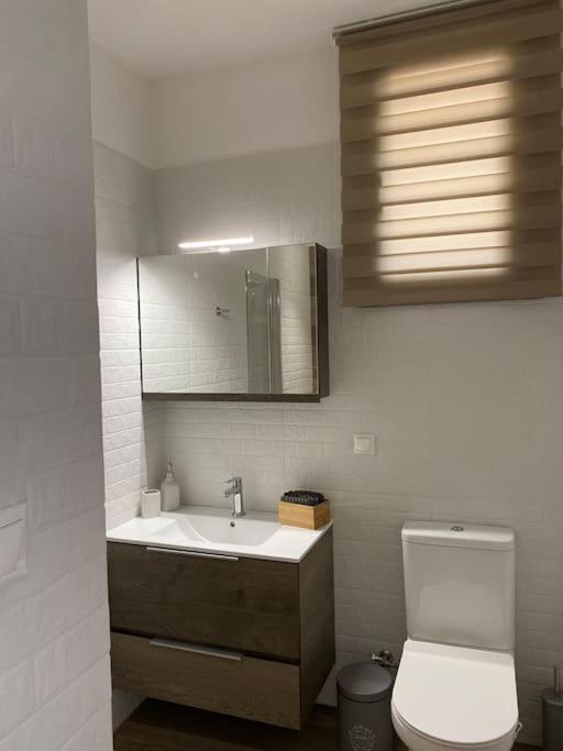 Filoxenia Apartment *